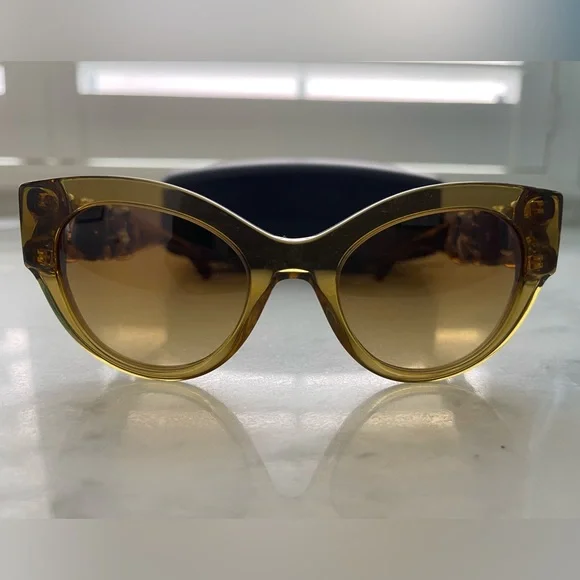 NEW Versace Phantos 52mm Cat Eye Sunglasses display picture 2